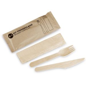 Couverts jetables en bois avec serviette en papier
